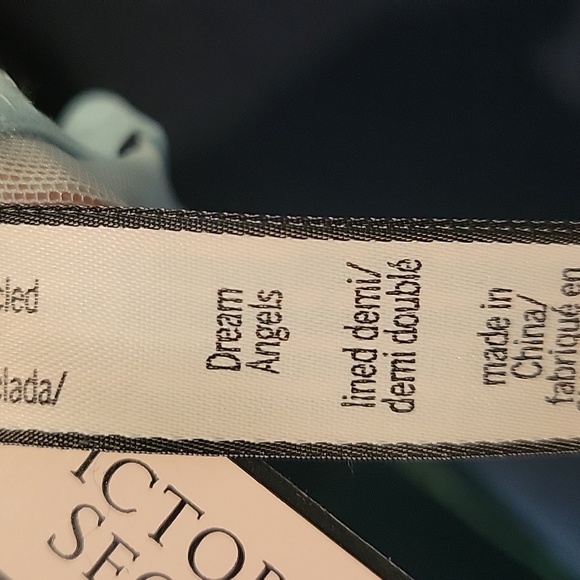 Victoria's secret lined demi bra NWT 32C - Picture 3 of 4